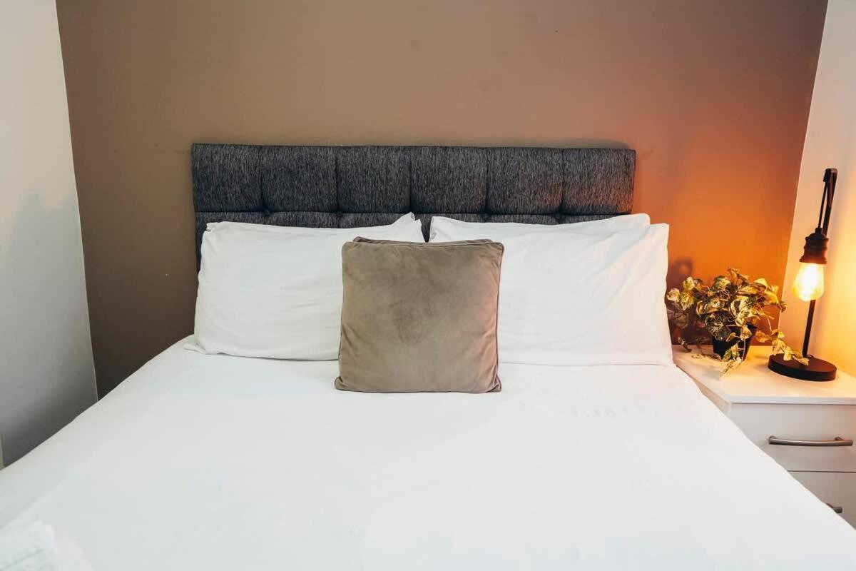 1Br City Centre Apt, Self Check In, Wifi, By Derbnb Шефилд Екстериор снимка